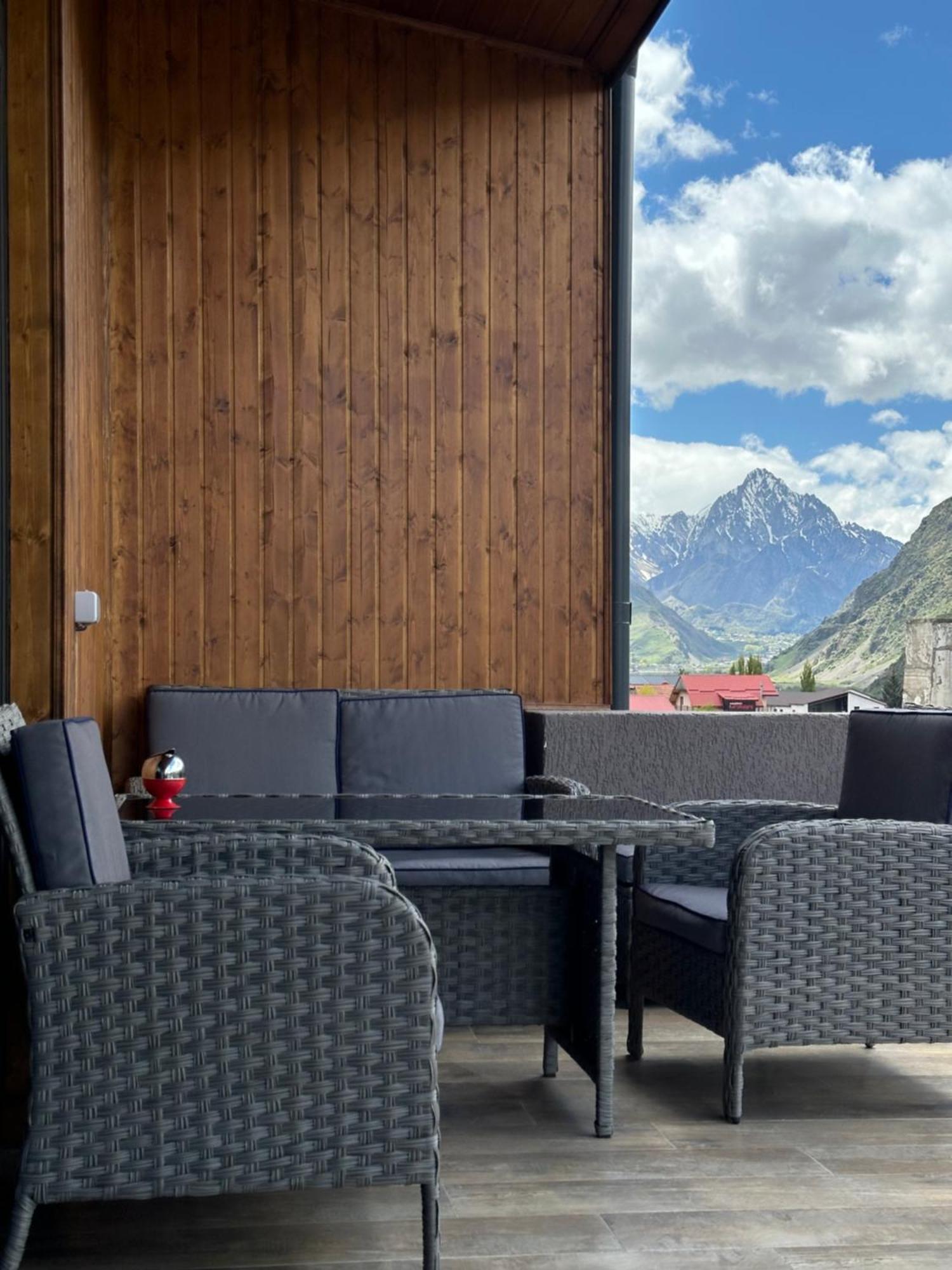 Old District Otel Kazbegi Dış mekan fotoğraf