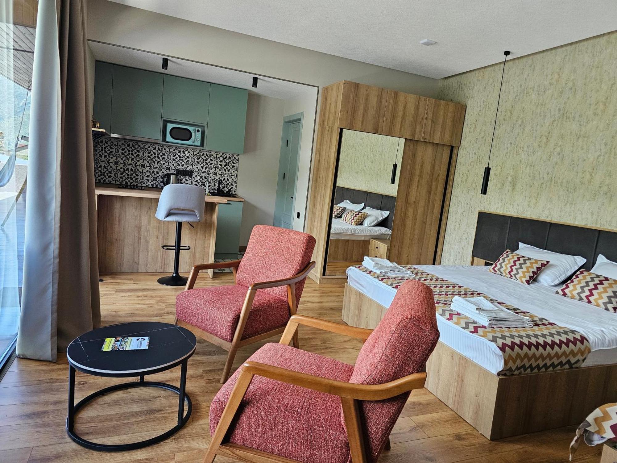 Old District Otel Kazbegi Dış mekan fotoğraf